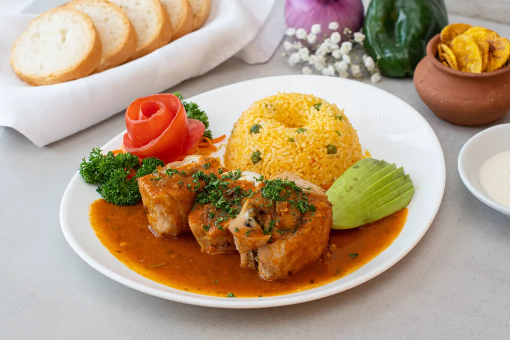 Plato de seco de pollo